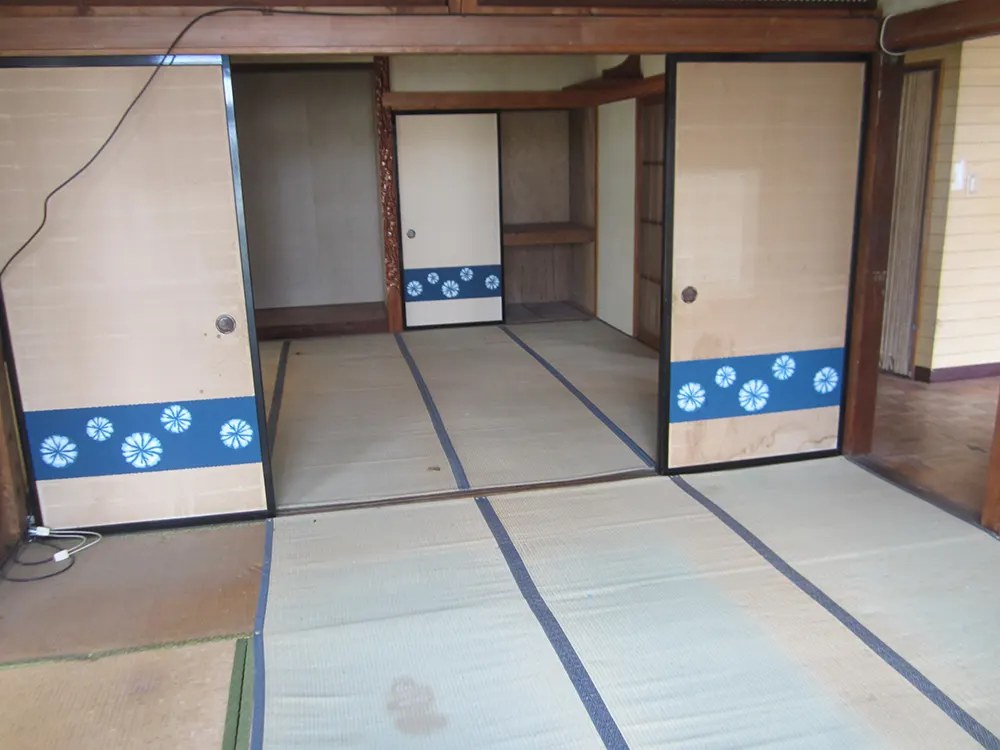 片付け後の和室