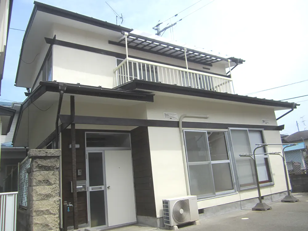 2階建て住宅の外観